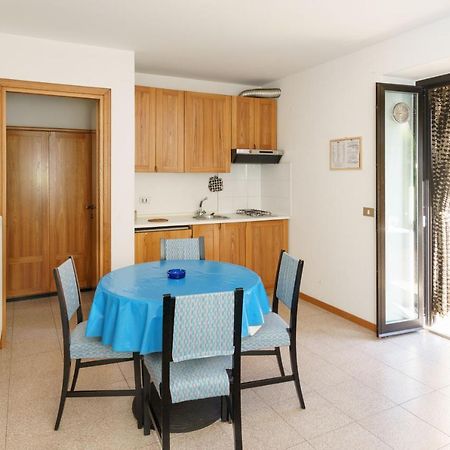 Residence In Camping Solarium ドマーゾ エクステリア 写真