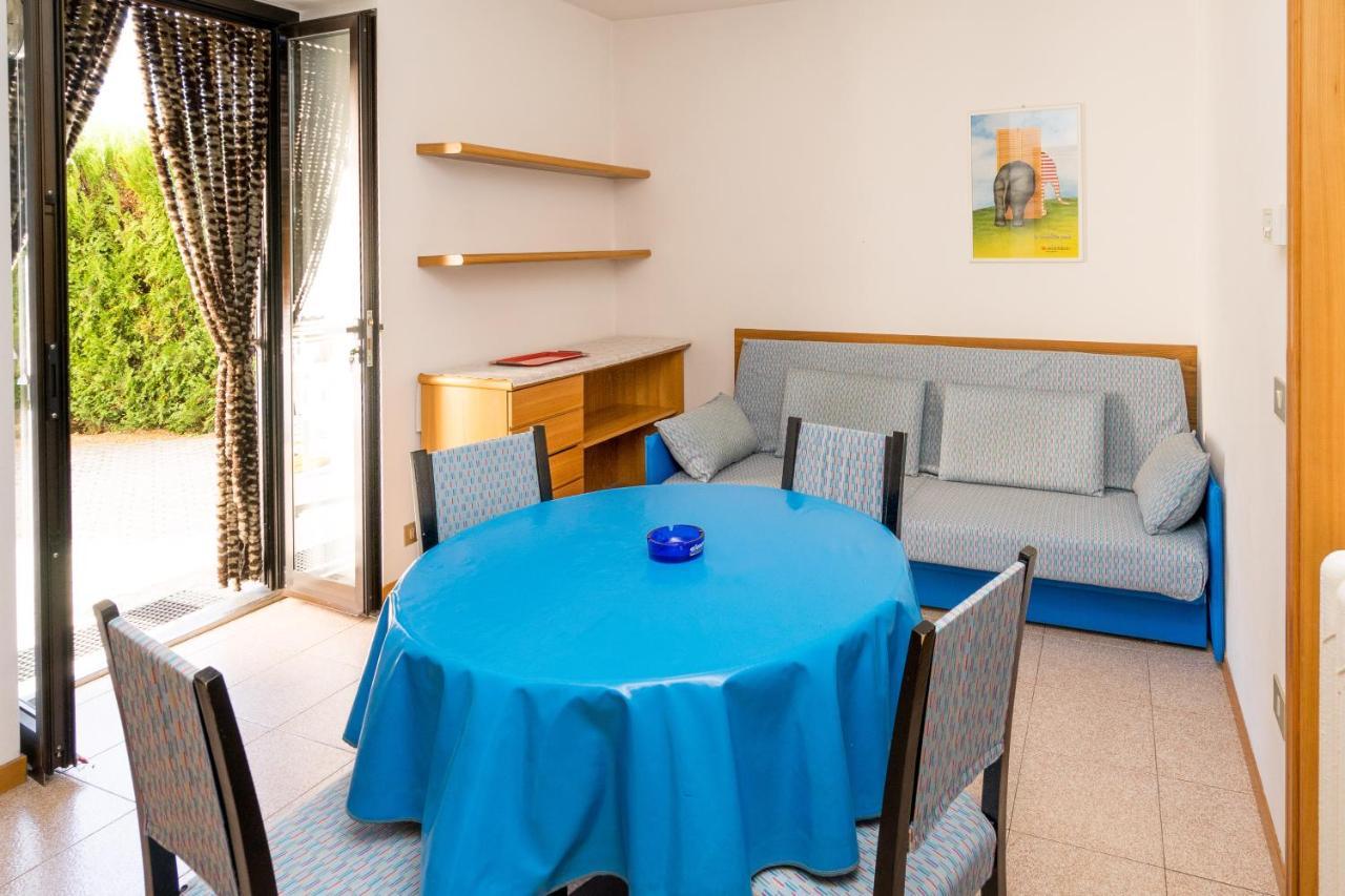 Residence In Camping Solarium ドマーゾ エクステリア 写真